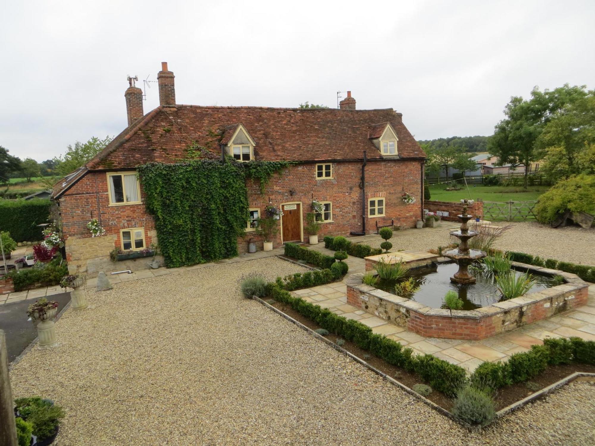 Вилла Common Leys Farm Waterperry Номер фото